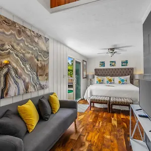  Holiday home Emmalani 3br With Private Pool